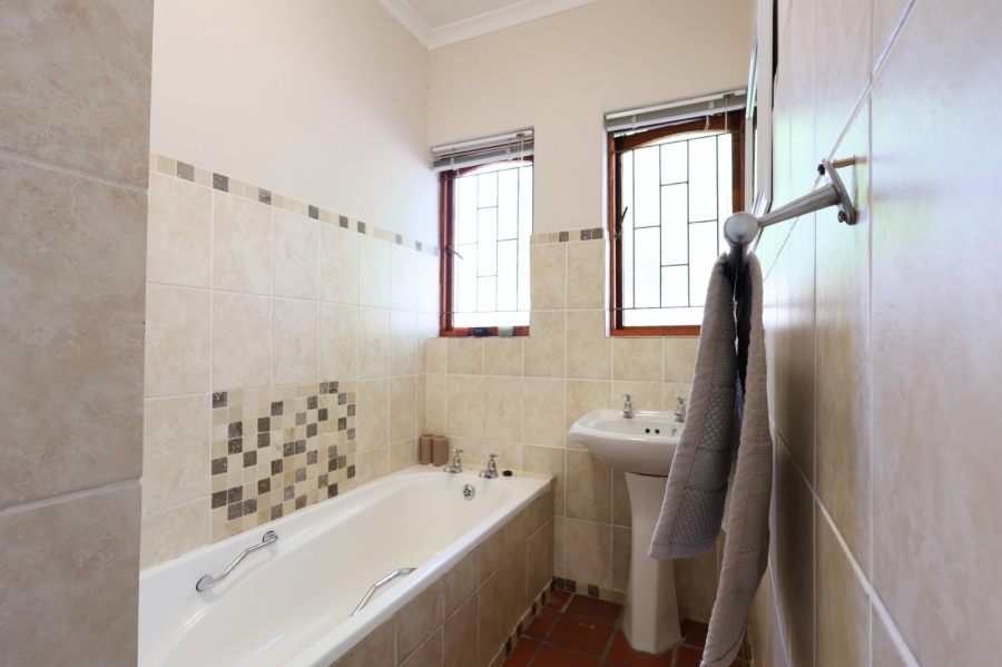 3 Bedroom Property for Sale in Paarl North Western Cape